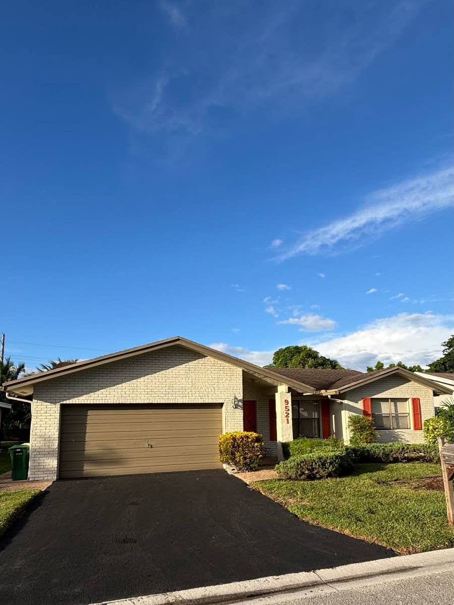 Property photo for 9521 NW 83rd Street, Tamarac, FL