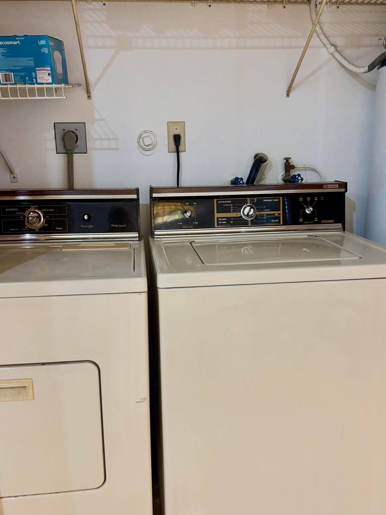 9521 NW 83rd Street, Tamarac, FL 33321 Washer and Dryer