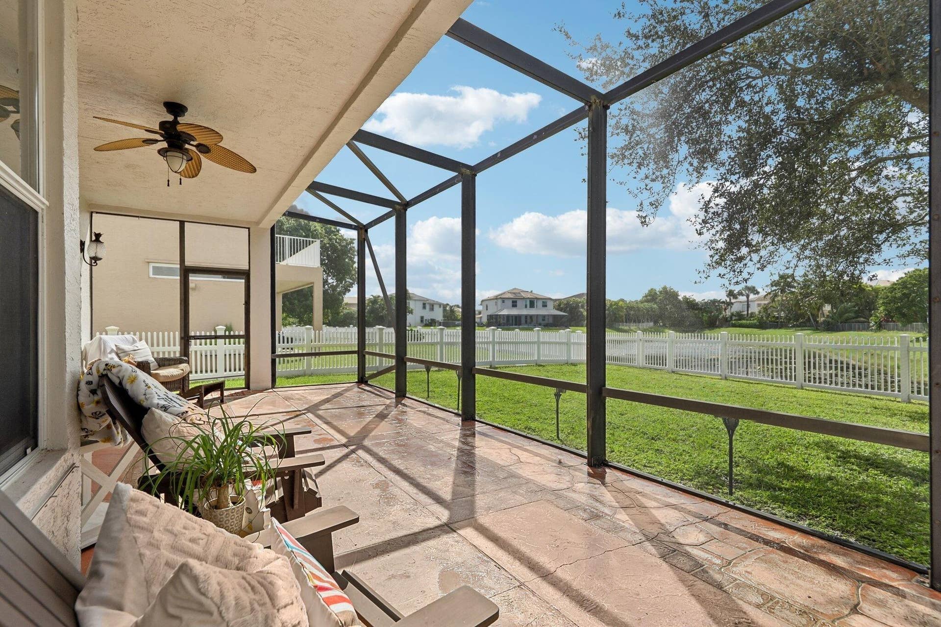 38-web-or-mls-Misty Oaks Cir-S2610-038