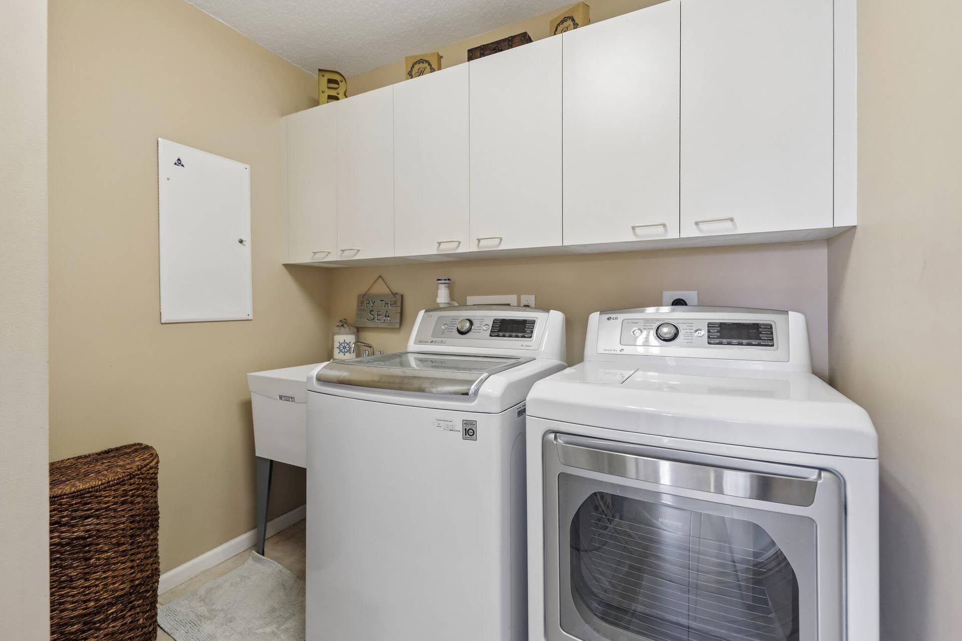 29-web-or-mls-Misty Oaks Cir-S2610-029