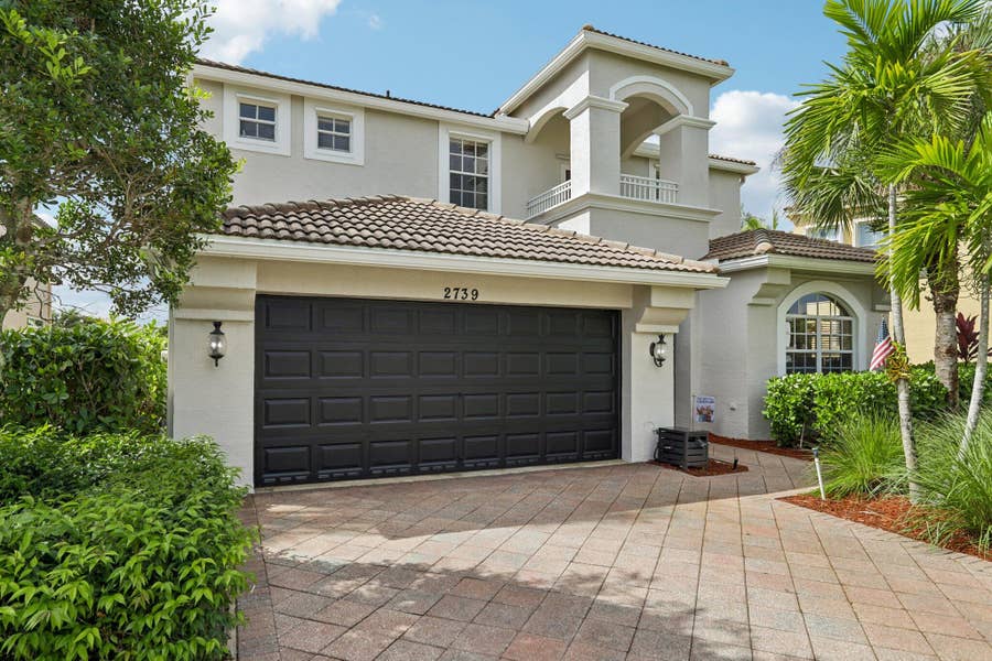 Property photo for 2739 Misty Oaks Circle, Royal Palm Beach, FL