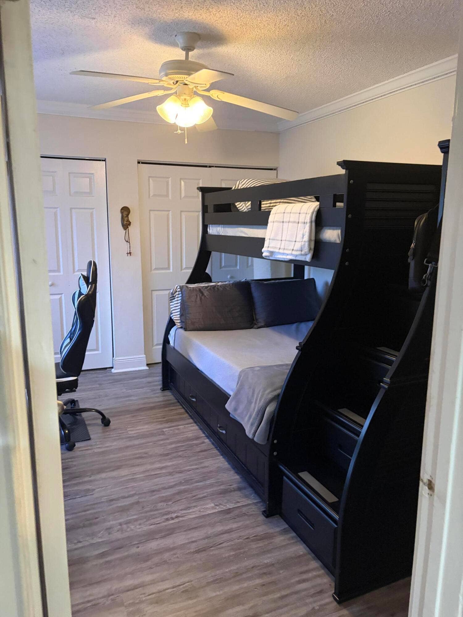 4506 45th Way, West Palm Beach, FL 33407 secondary bedroom