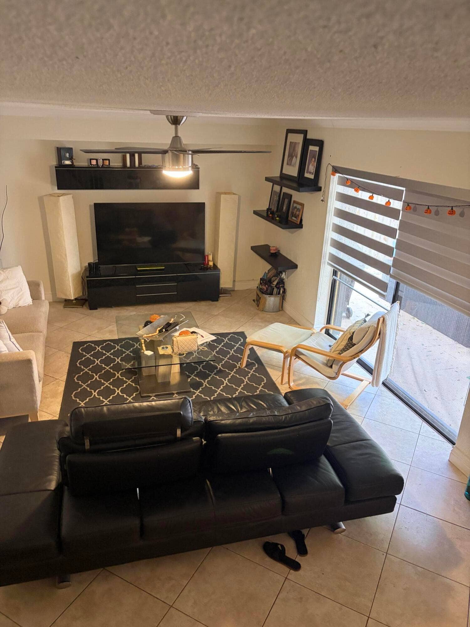 4506 45th Way, West Palm Beach, FL 33407 Living room