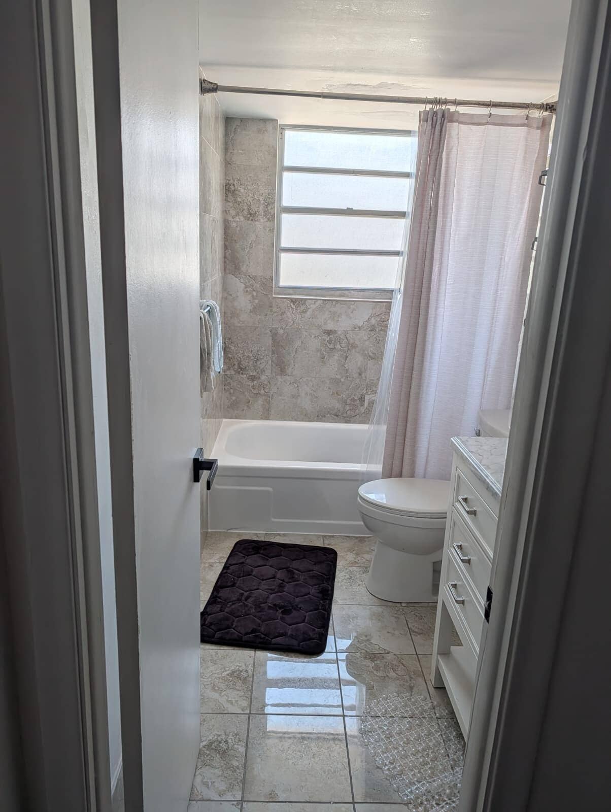 137 GOLDEN ISLES Drive, #609, Hallandale Beach, FL 33009 12