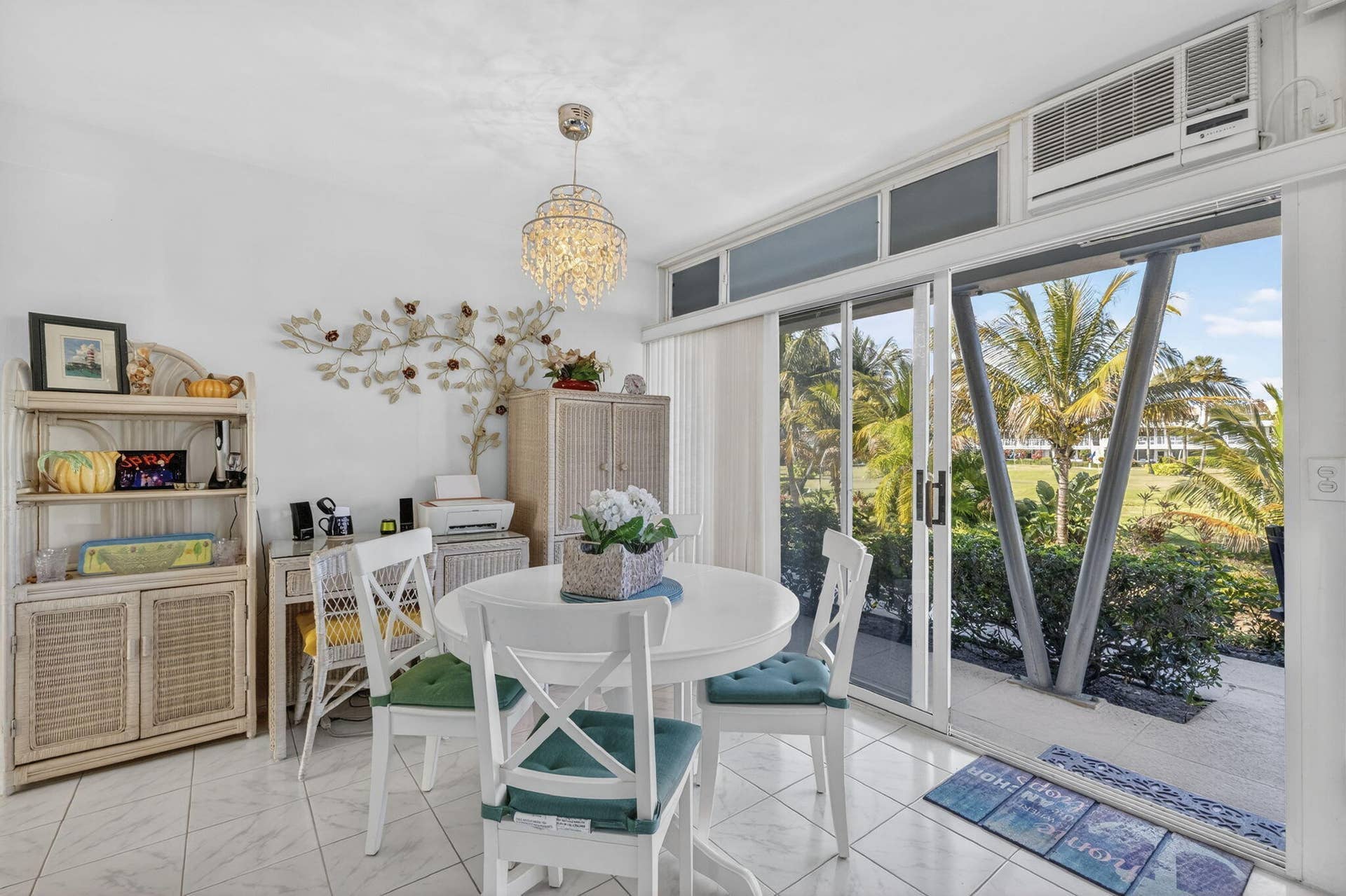 1221 HILLSBORO MILE, #23A, Hillsboro Beach, FL 33062 Dining