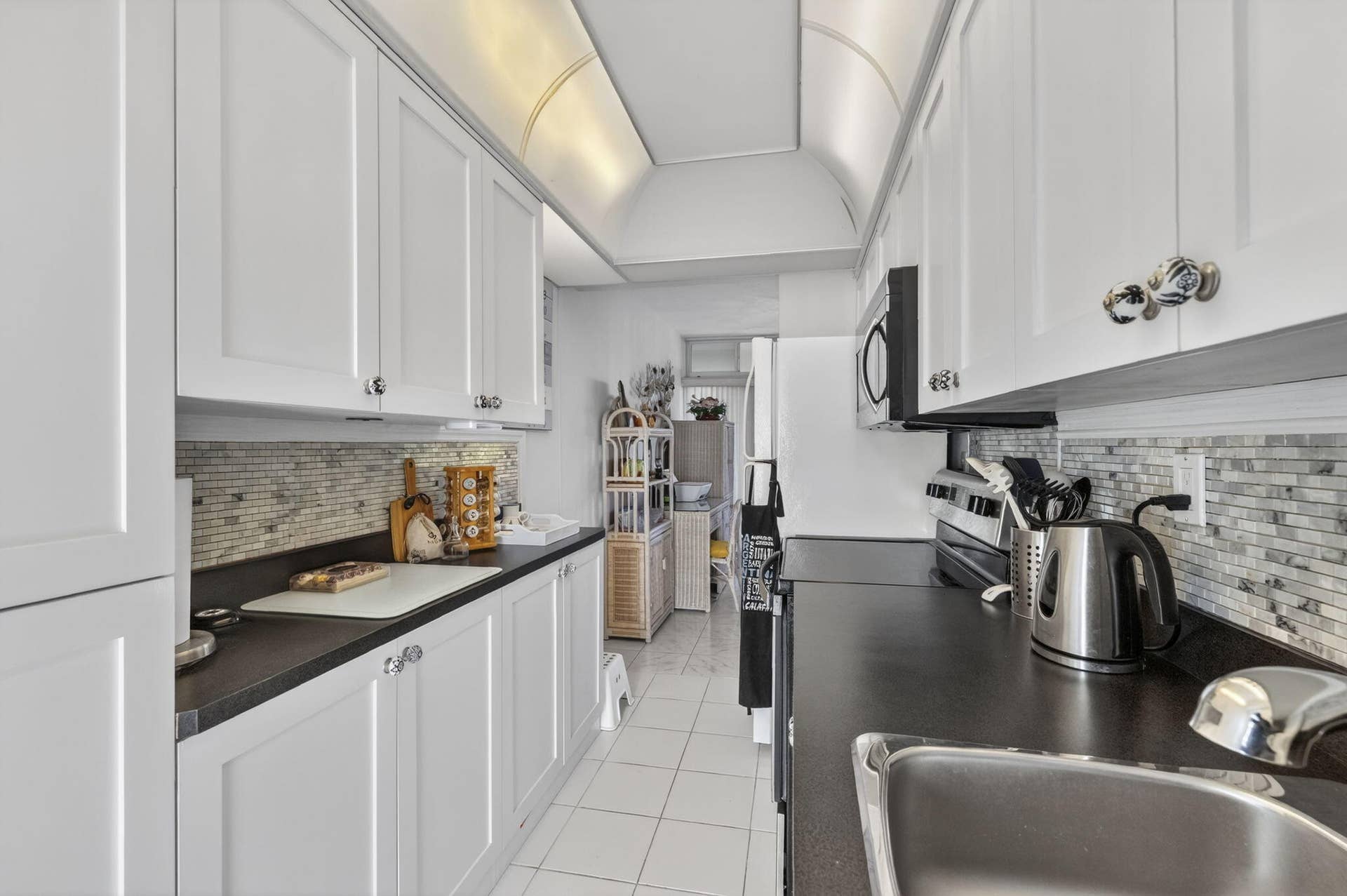 1221 HILLSBORO MILE, #23A, Hillsboro Beach, FL 33062 Kitchen