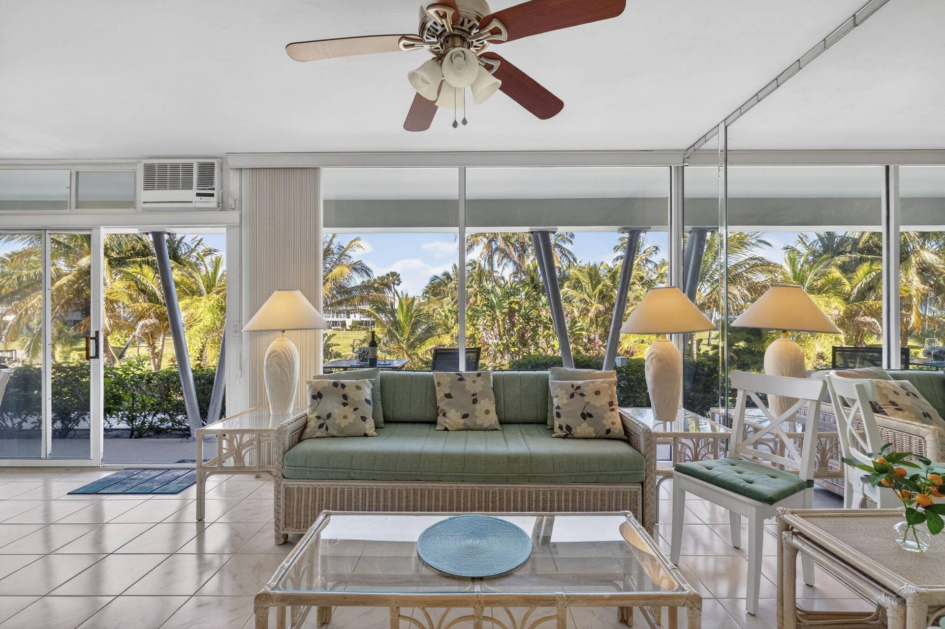 1221 HILLSBORO MILE, #23A, Hillsboro Beach, FL 33062 Living room