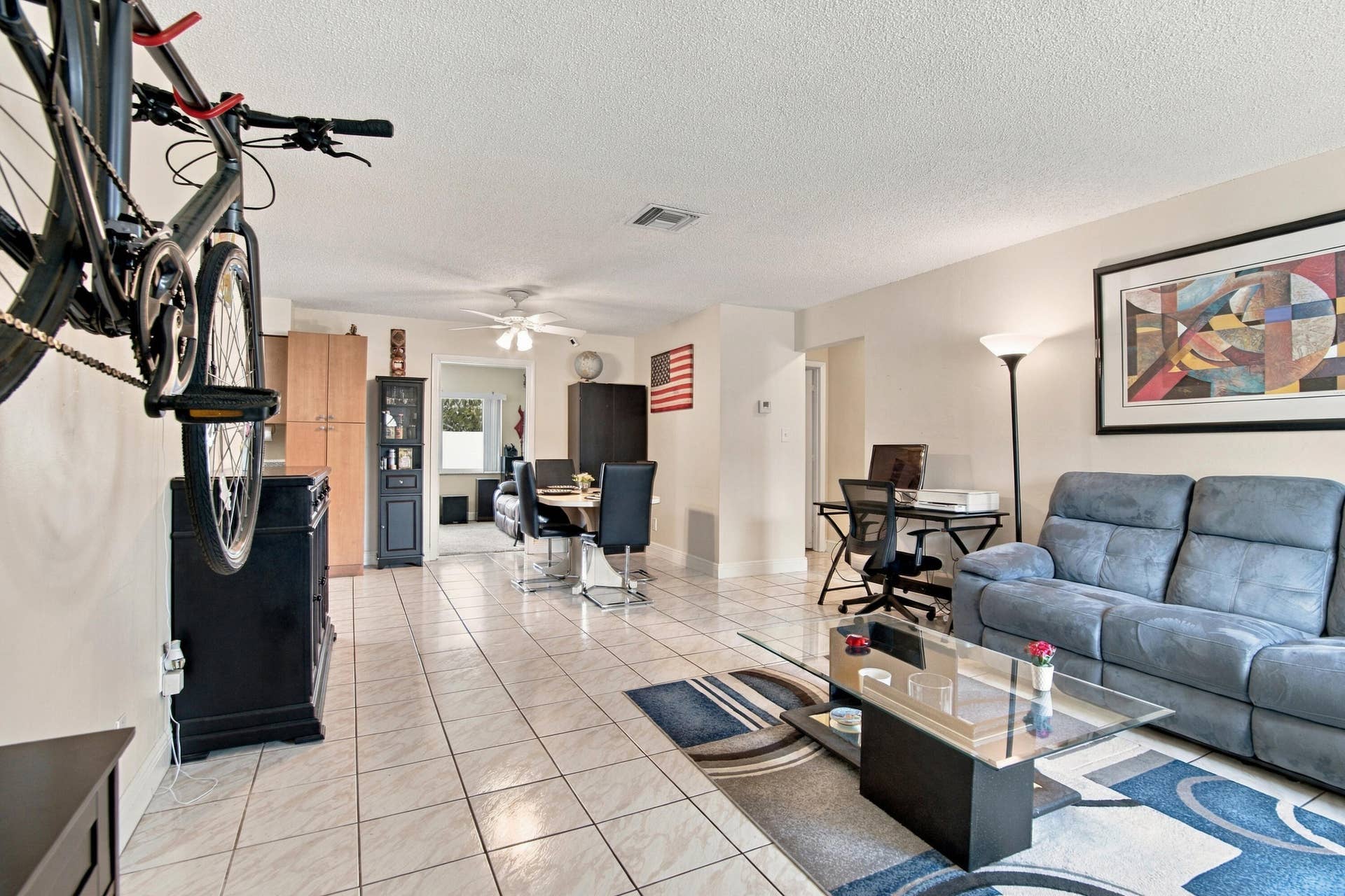 8121 NW 93RD Avenue, Tamarac, FL 33321 8121_NW_93rd_Ave_034