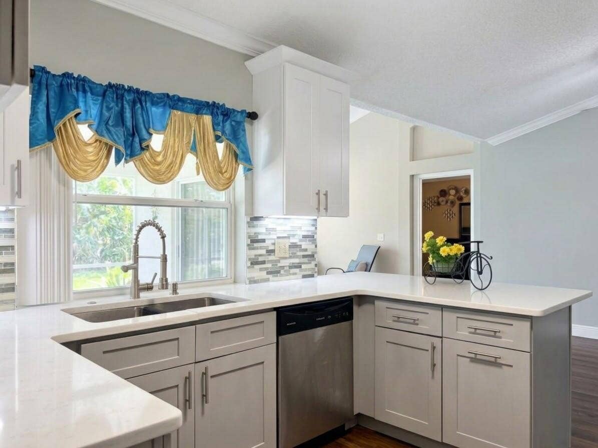 972 Canton Street NW, Palm Bay, FL 32907 actual kitchen photo