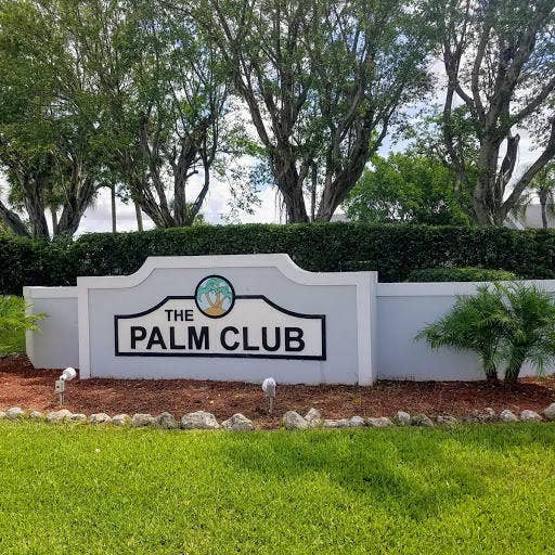 Palm Club Entrance