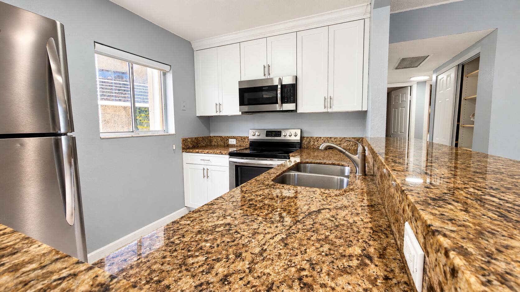 2000 SPRINGDALE Boulevard, #201, Palm Springs, Palm Springs, FL 33461 43D39E20-57F9-455A-ADB8-77C0D822D218