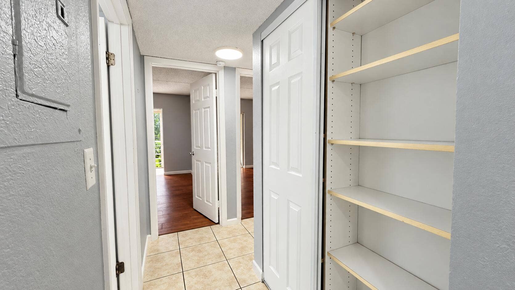 2000 SPRINGDALE Boulevard, #201, Palm Springs, Palm Springs, FL 33461 52AE821C-E364-4444-9213-46E3E2227219