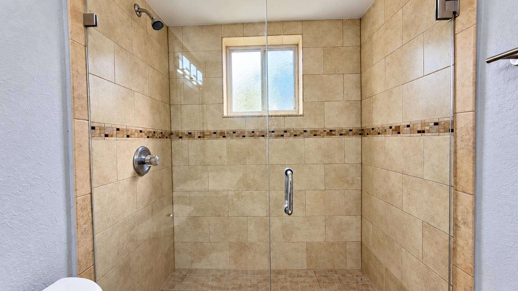 2000 SPRINGDALE Boulevard, #201, Palm Springs, Palm Springs, FL 33461 8320AAF8-03C8-4158-90FF-DBFEDA06DCDB