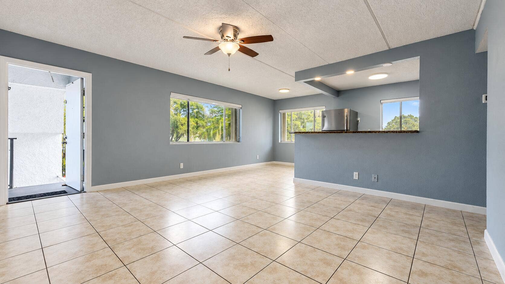 2000 SPRINGDALE Boulevard, #201, Palm Springs, Palm Springs, FL 33461 786663CF-66DC-478F-88D7-DE0D1C0A7559