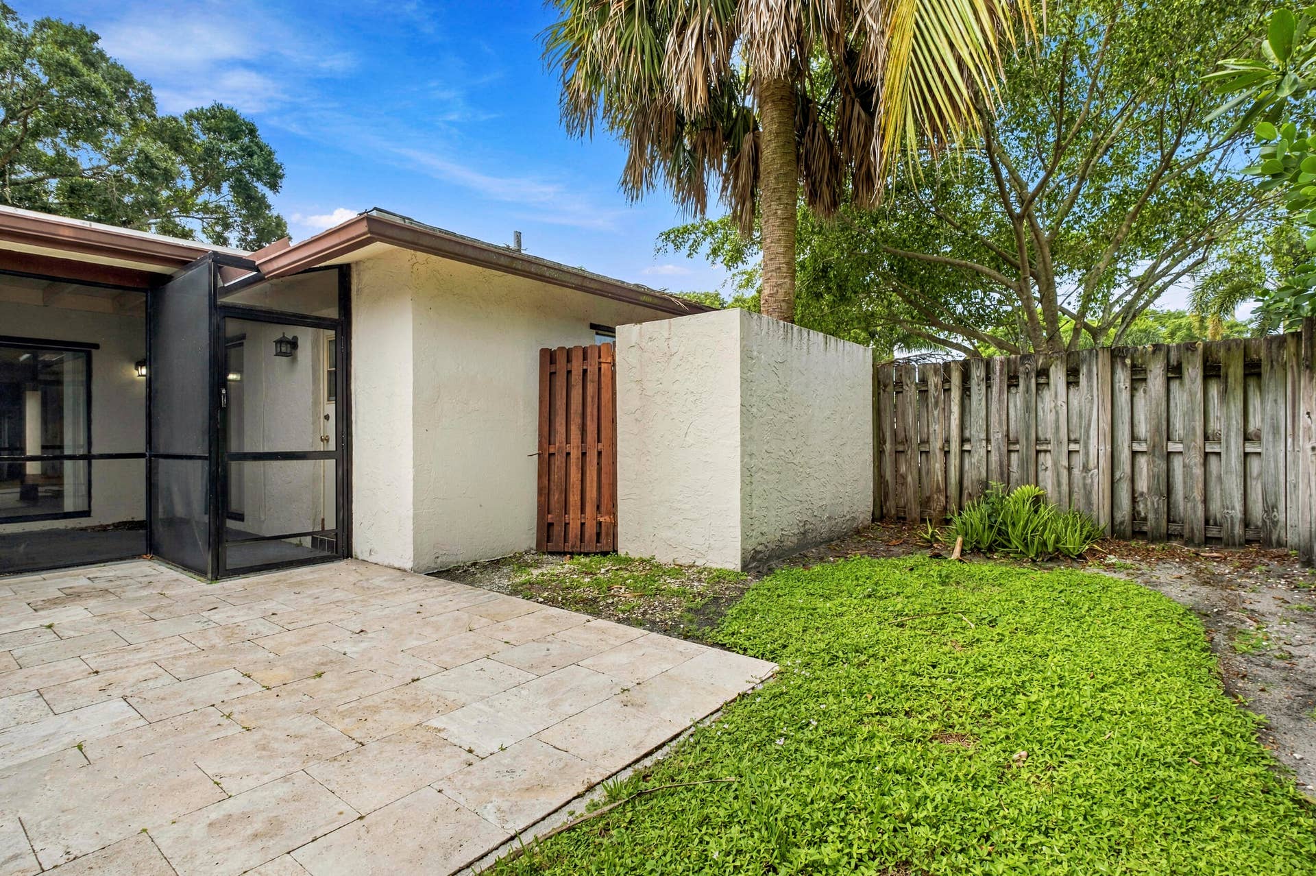 4937 Willow Drive, Boca Raton, FL 33487 Fenced Backyard