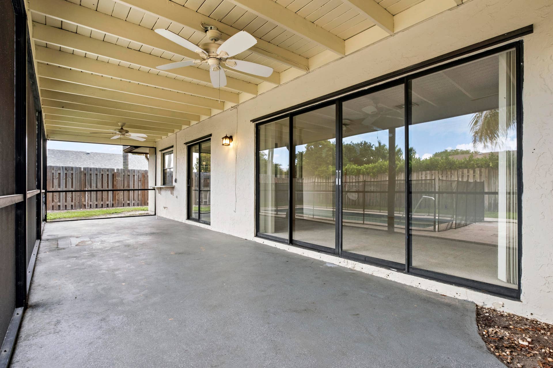 4937 Willow Drive, Boca Raton, FL 33487 Covered Screened Patio