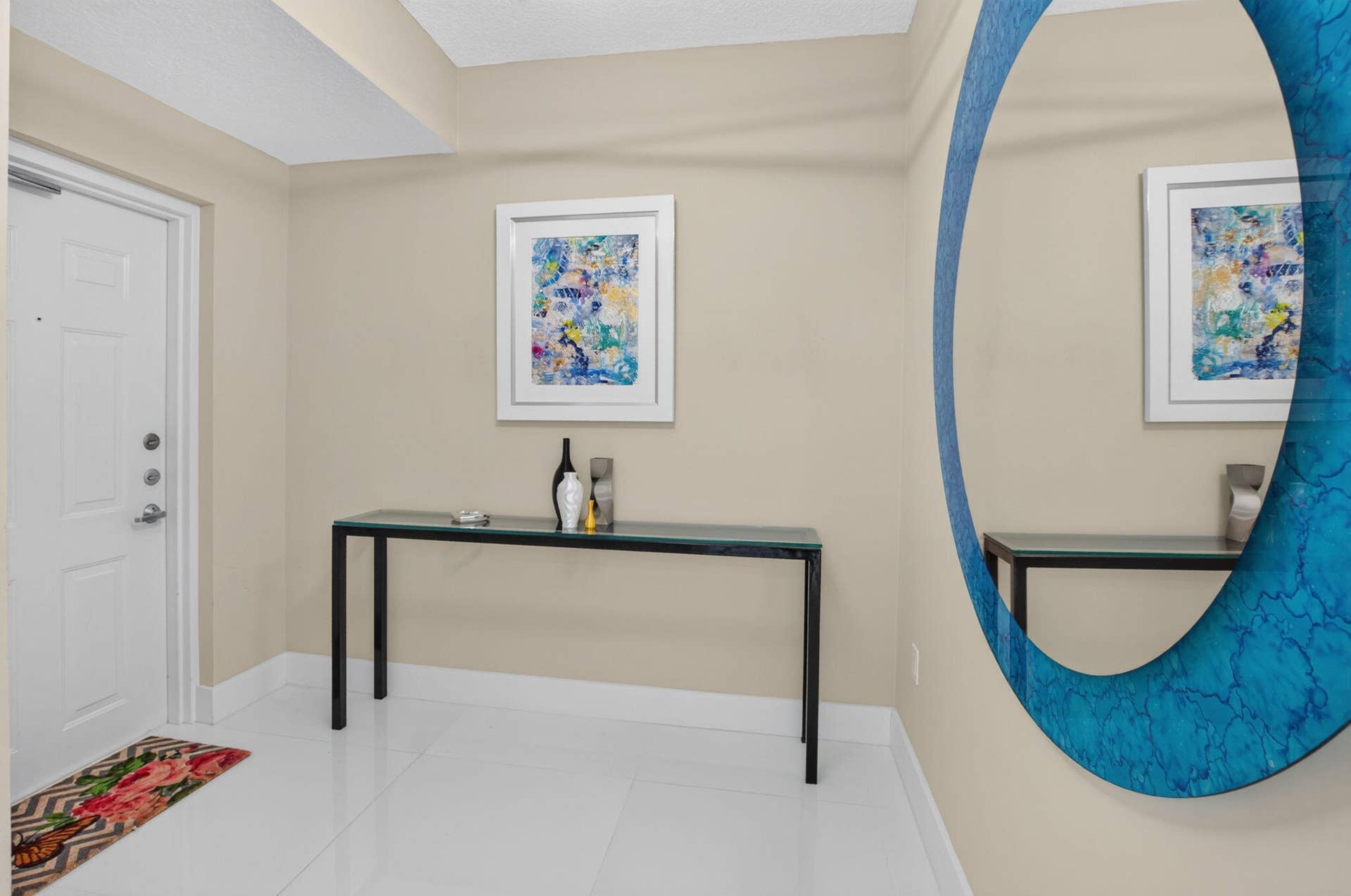 ENTRY FOYER
