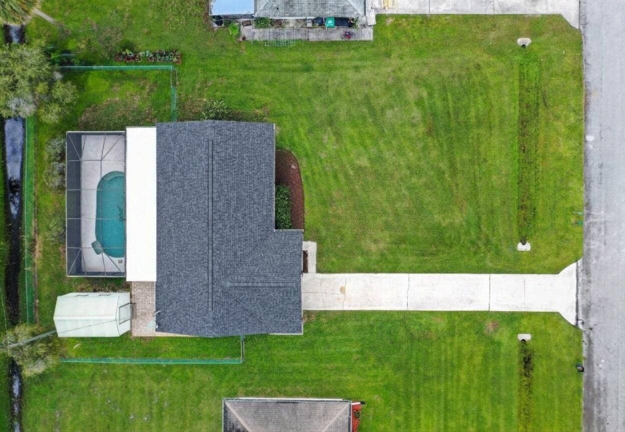 7802 Santana Avenue, Fort Pierce, FL 34951 AI Enhanced