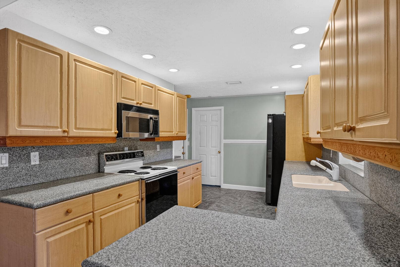 7802 Santana Avenue, Fort Pierce, FL 34951 Photo Oct 24 2026, 10 20 26 AM
