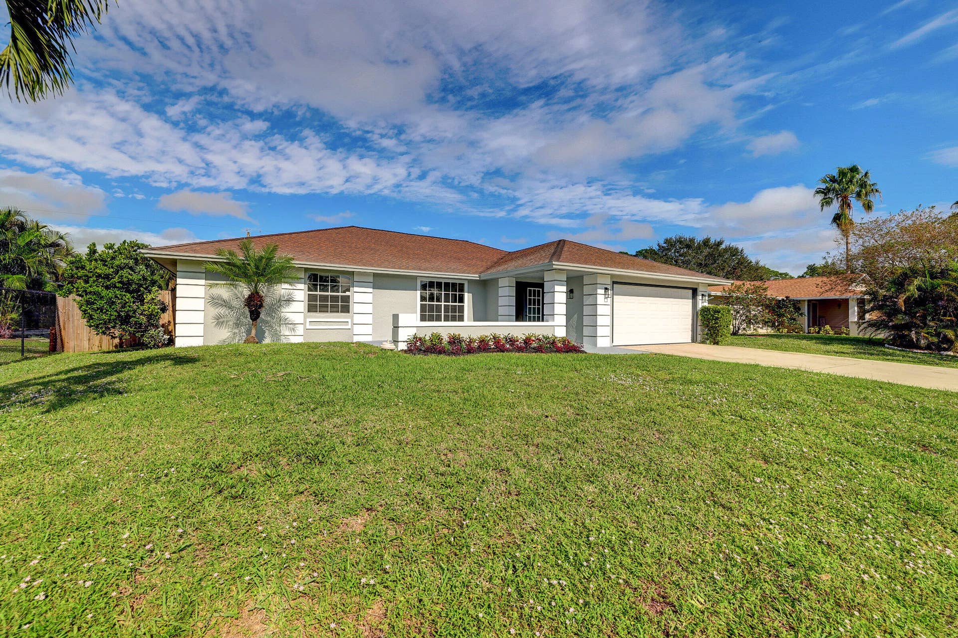325 SE WALLACE Terrace, Port St Lucie, FL 34983 02_632a8960_1_2_3_4