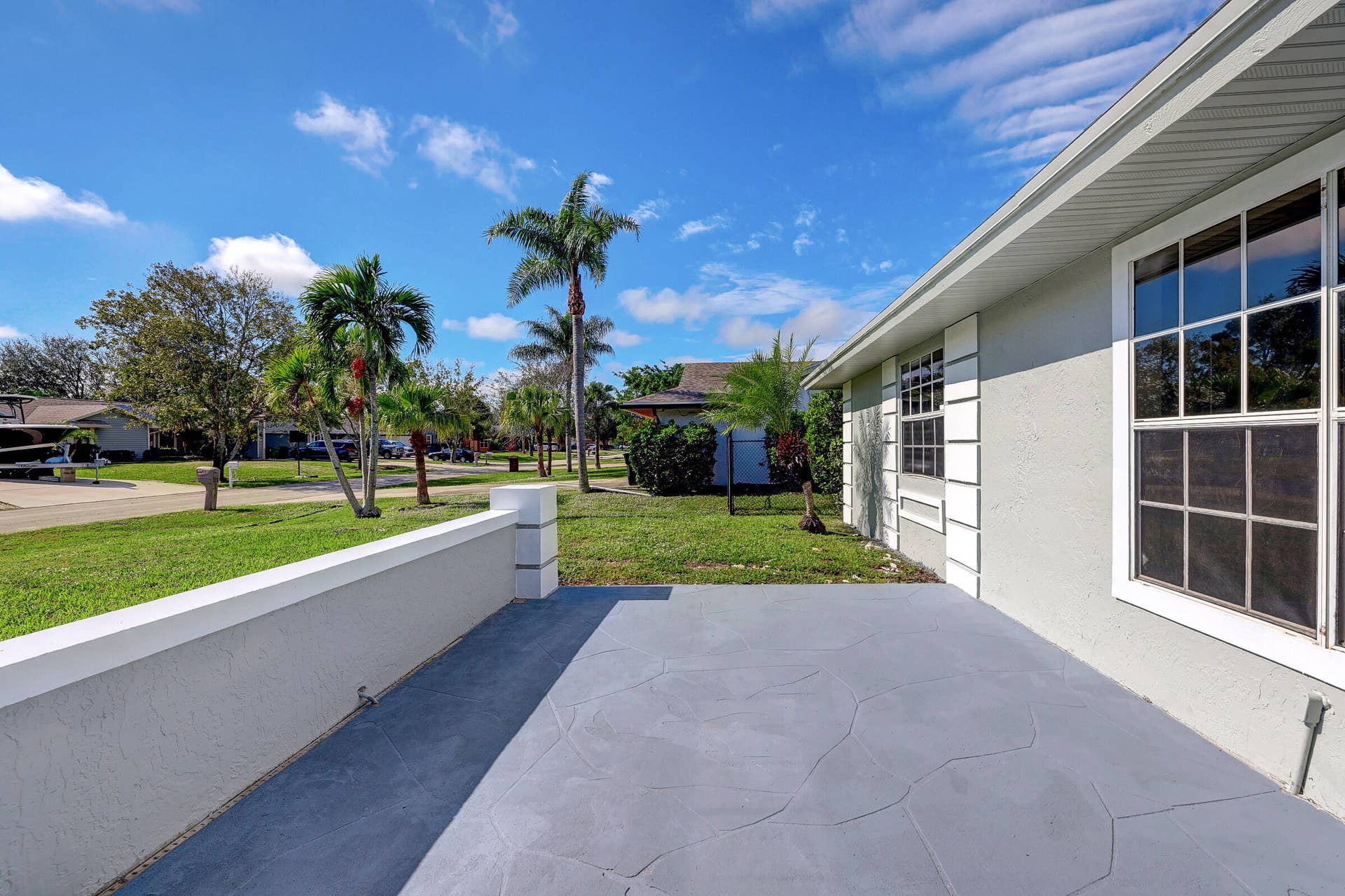 325 SE WALLACE Terrace, Port St Lucie, FL 34983 04_632a8970_1_2_3_4