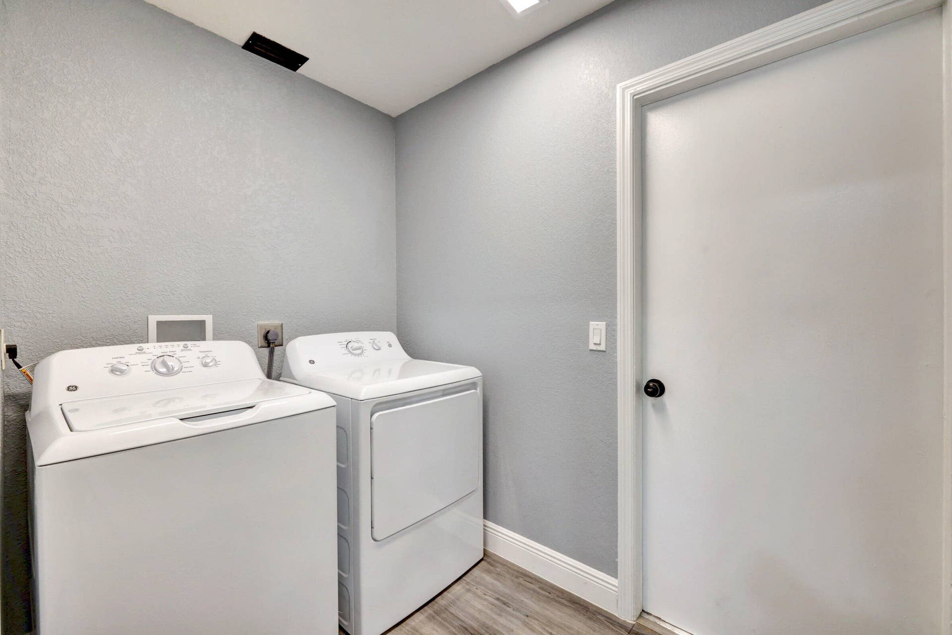 325 SE WALLACE Terrace, Port St Lucie, FL 34983 39_632a9165_6_7_8_9