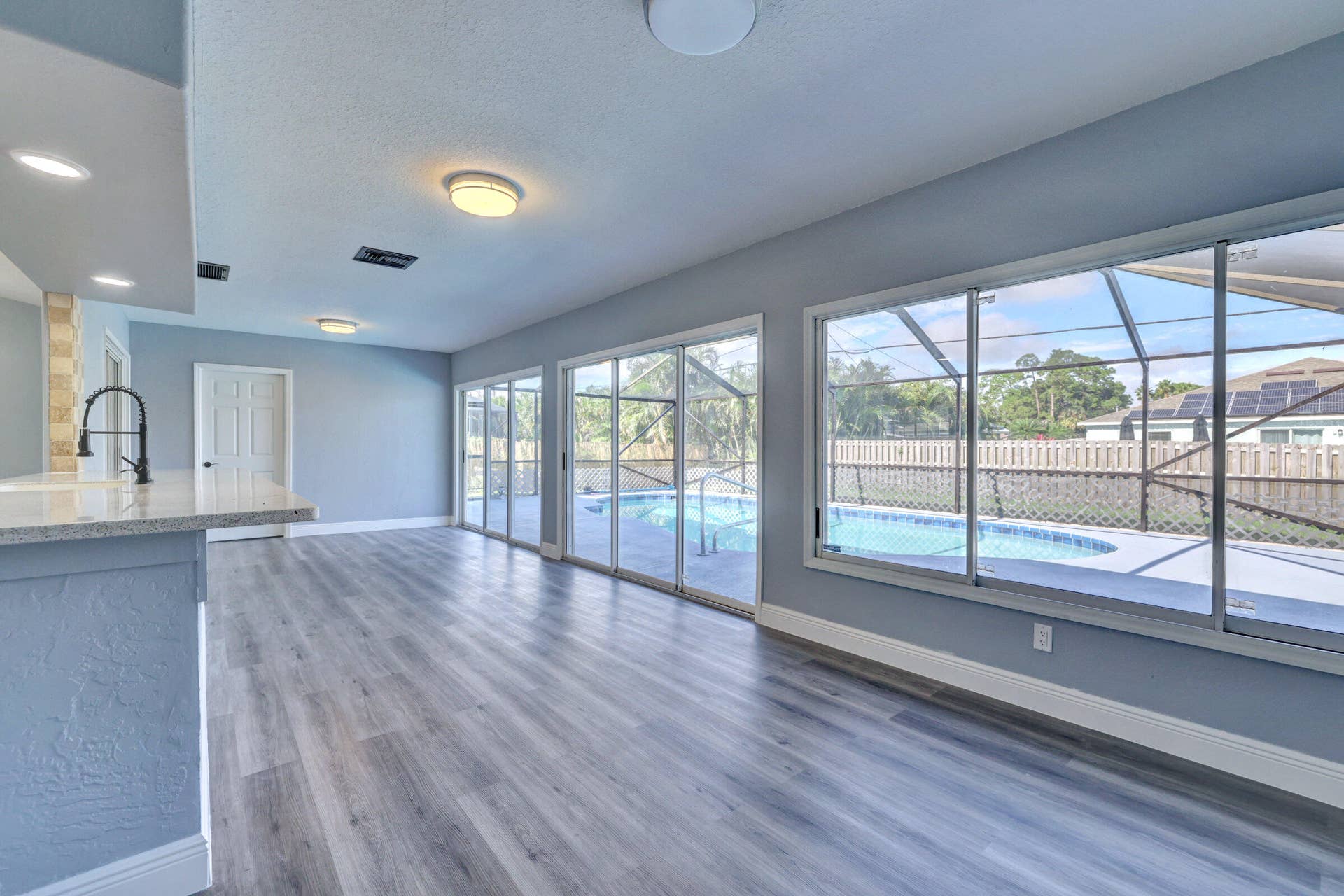 325 SE WALLACE Terrace, Port St Lucie, FL 34983 31_632a9120_1_2_3_4