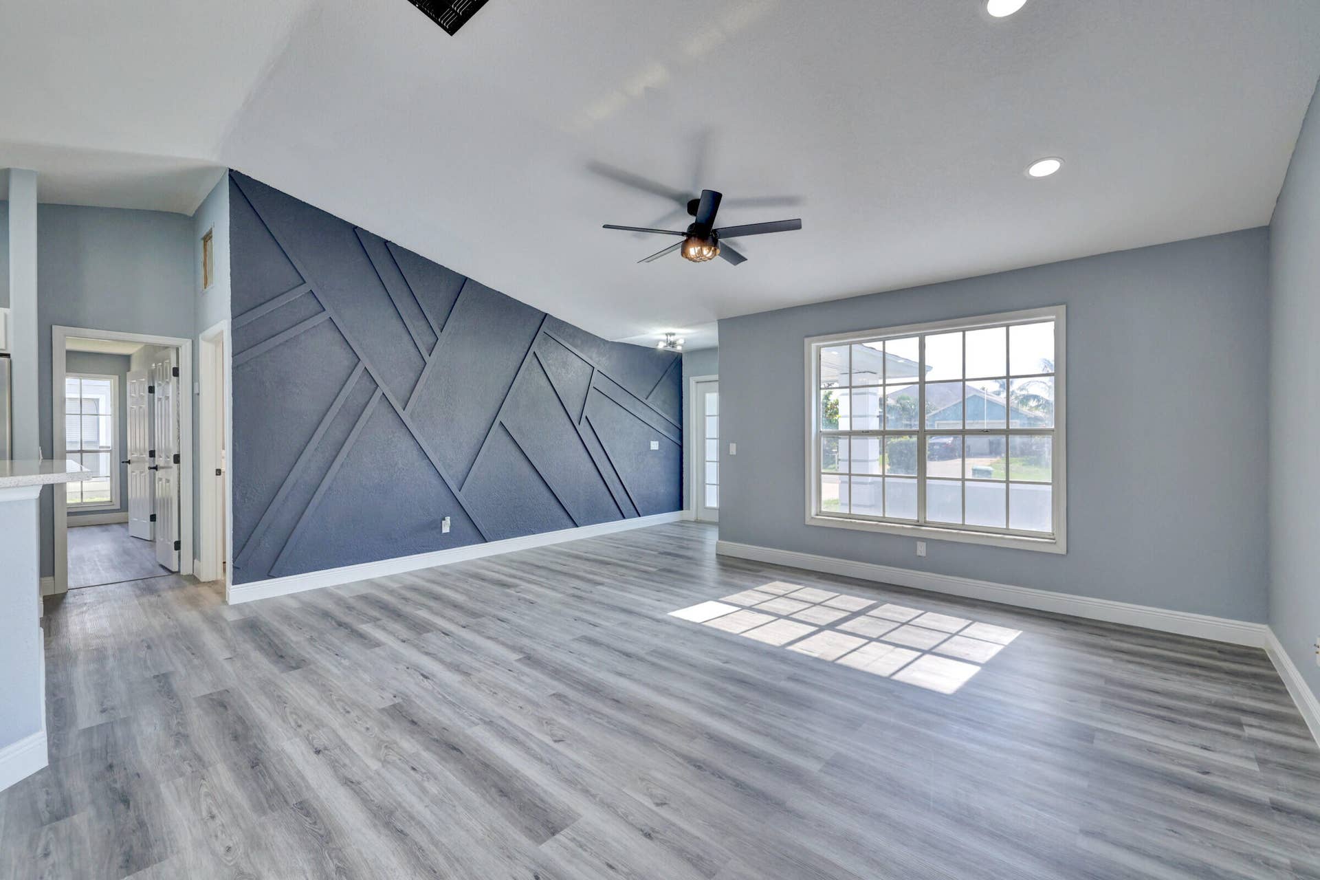 325 SE WALLACE Terrace, Port St Lucie, FL 34983 05_632a8975_6_7_8_9