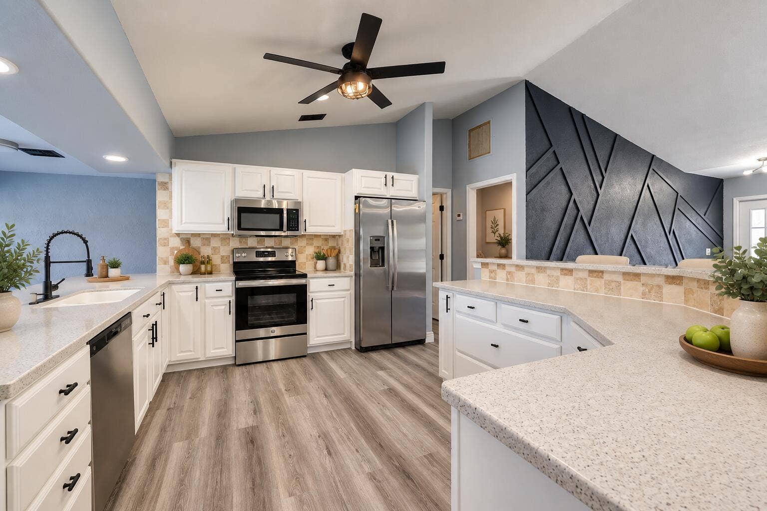 325 SE WALLACE Terrace, Port St Lucie, FL 34983 4