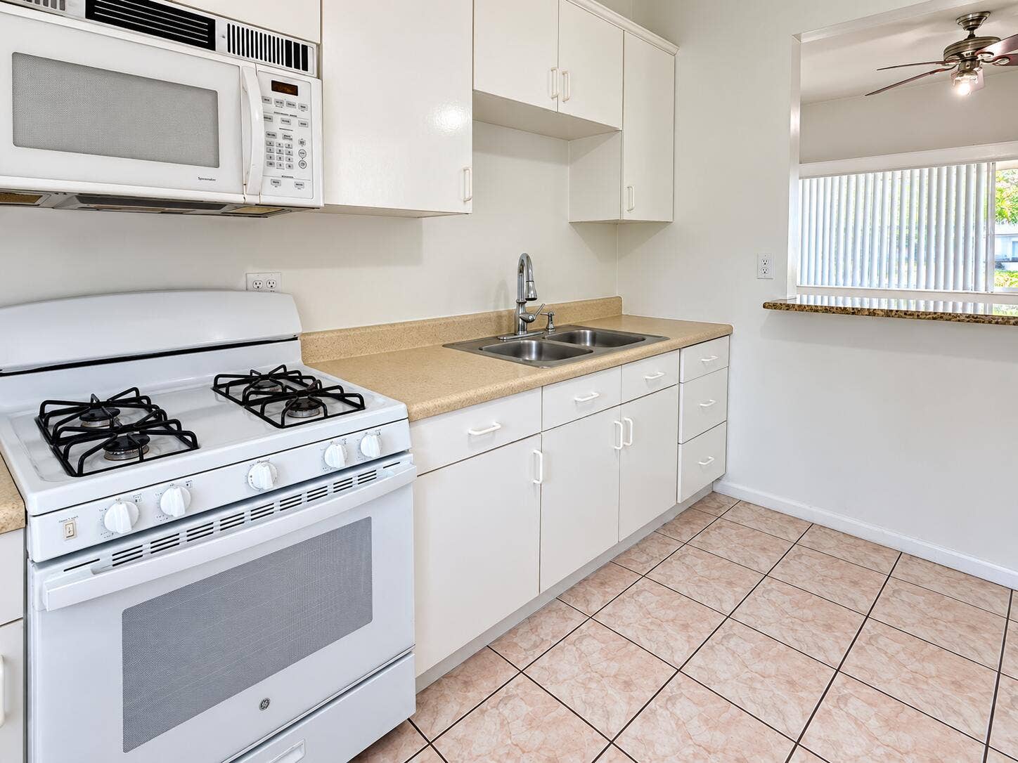 House Kitchen 2
