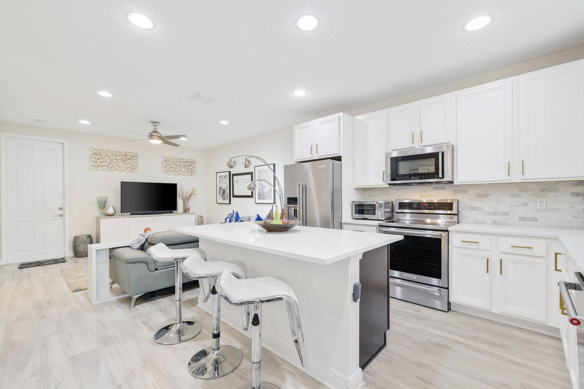 3112 Waterside Circle, Boynton Beach, FL 33435 3112 Waterside Circle - 9.jpg-SMALL