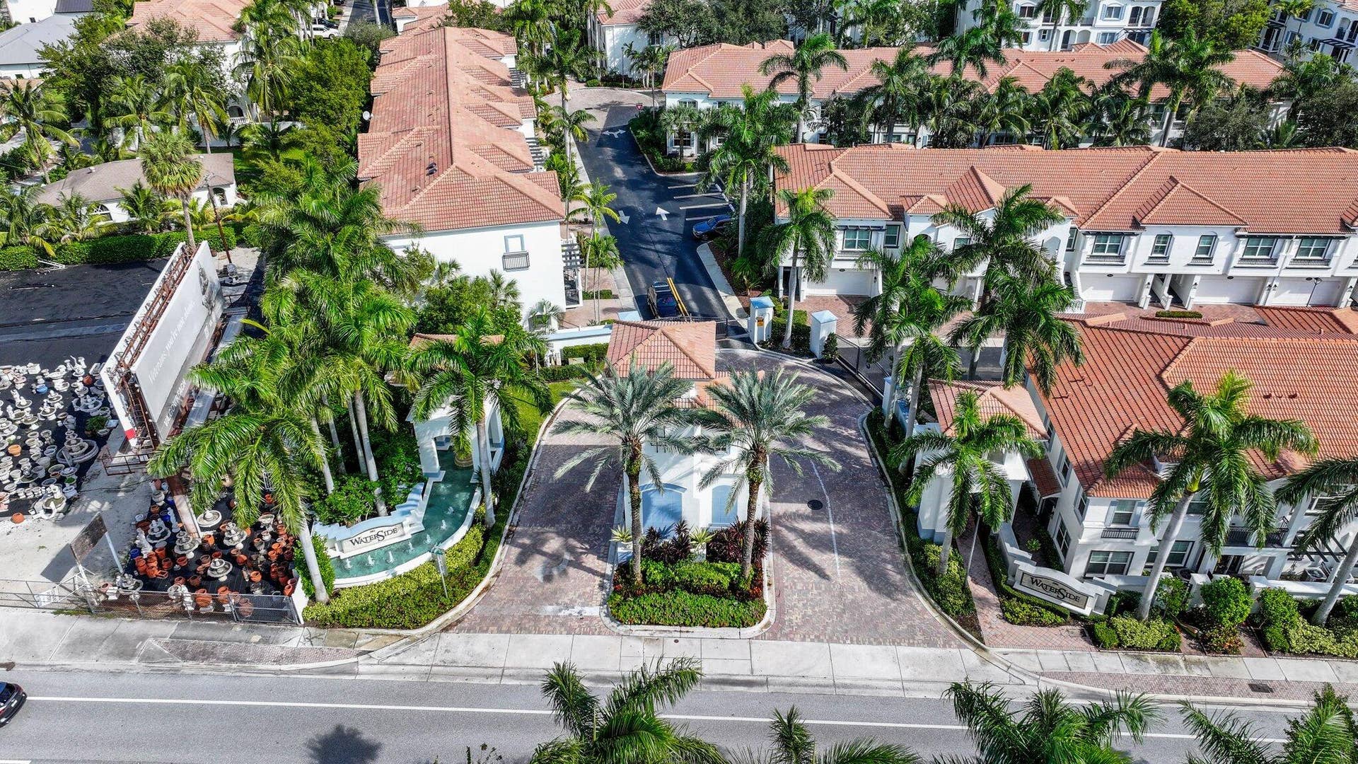 3112 Waterside Circle, Boynton Beach, FL 33435 3112 Waterside Circle - 66.jpg-SMALL
