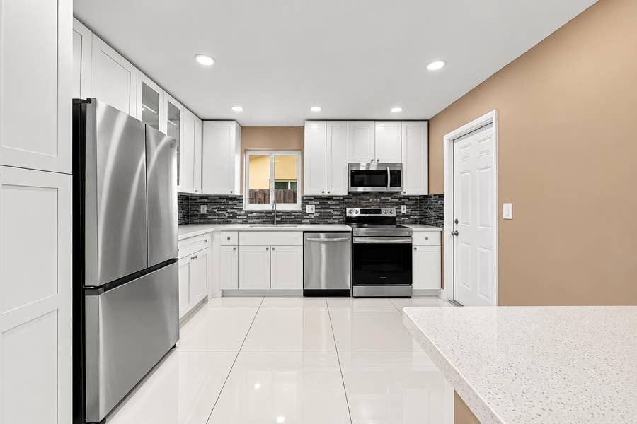 Property photo for 6812 OAKHILL Hill, North Lauderdale, FL
