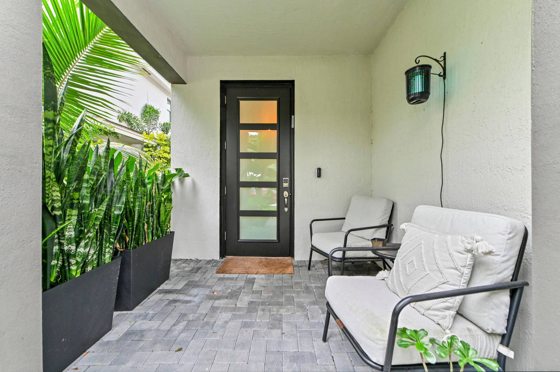 8728 Corvus Drive, Lake Worth, FL 33467 Overhand Entryway