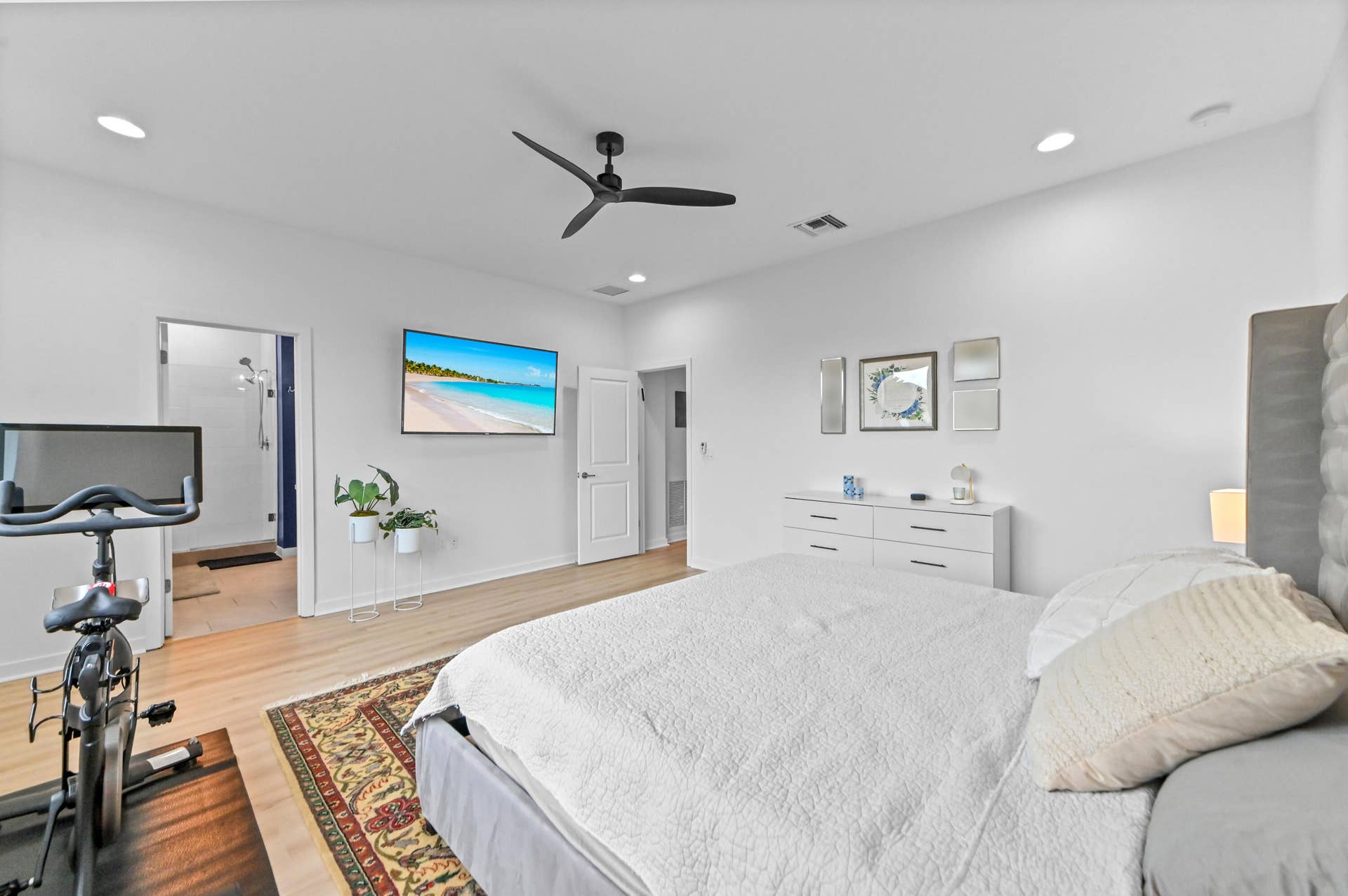 8728 Corvus Drive, Lake Worth, FL 33467 Primary Bedroom