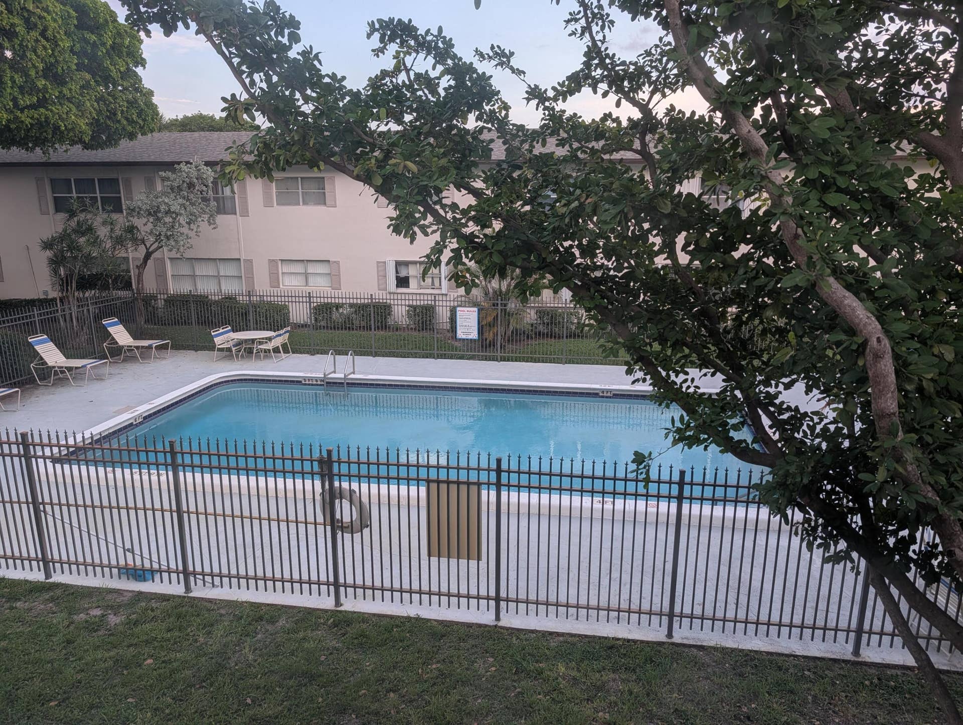 POOL3