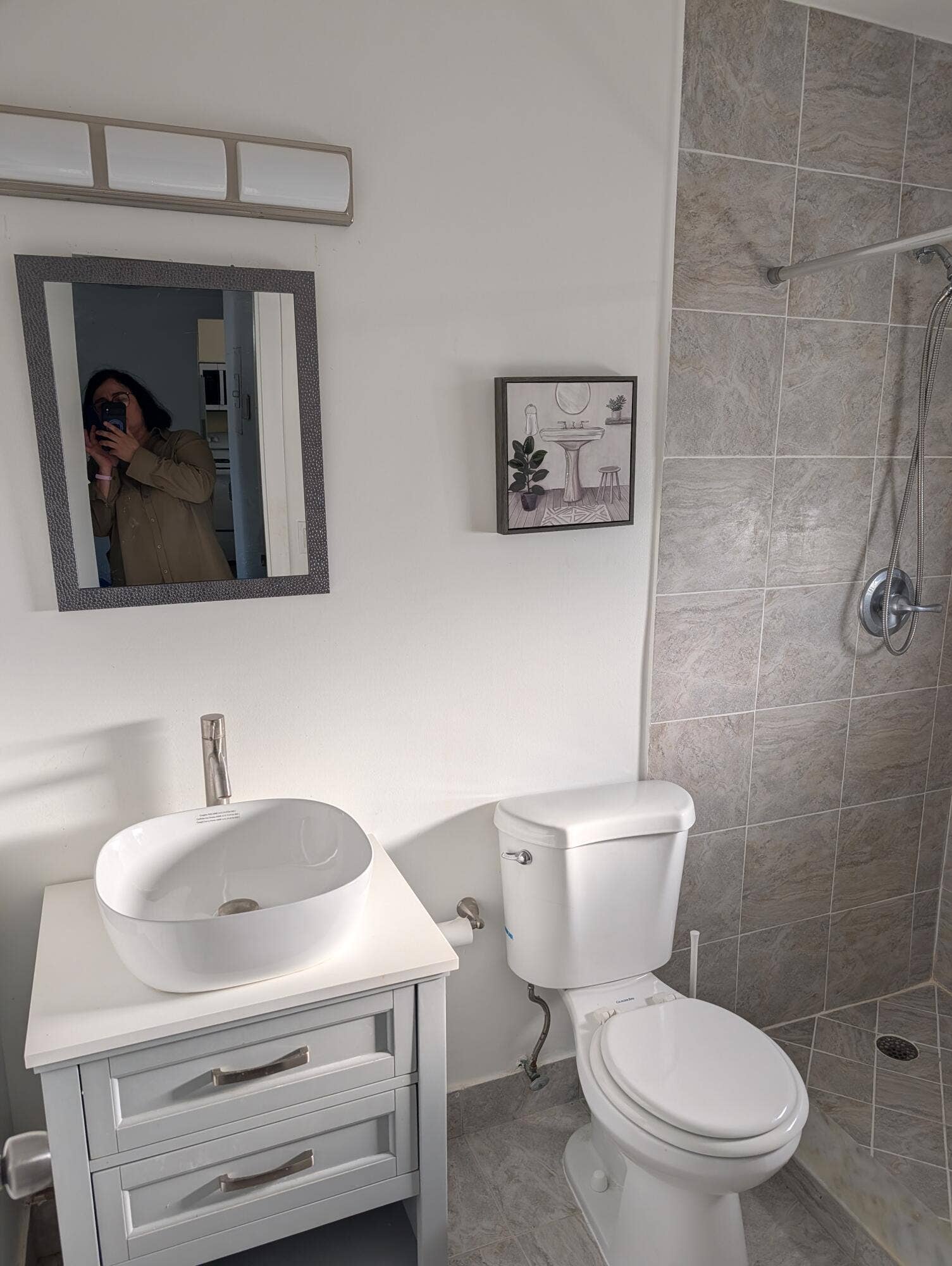BATHROOM3