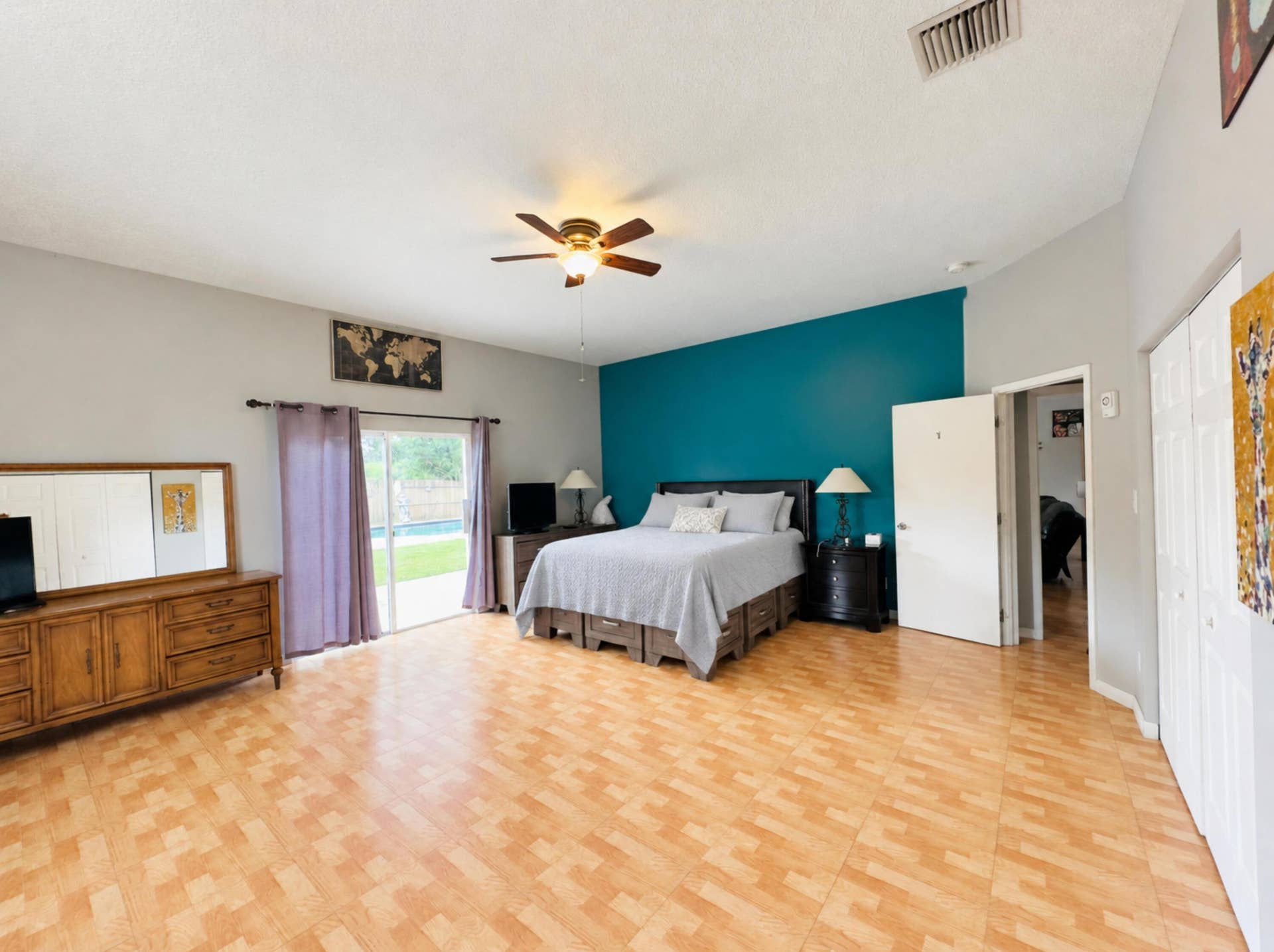 Main Bedroom