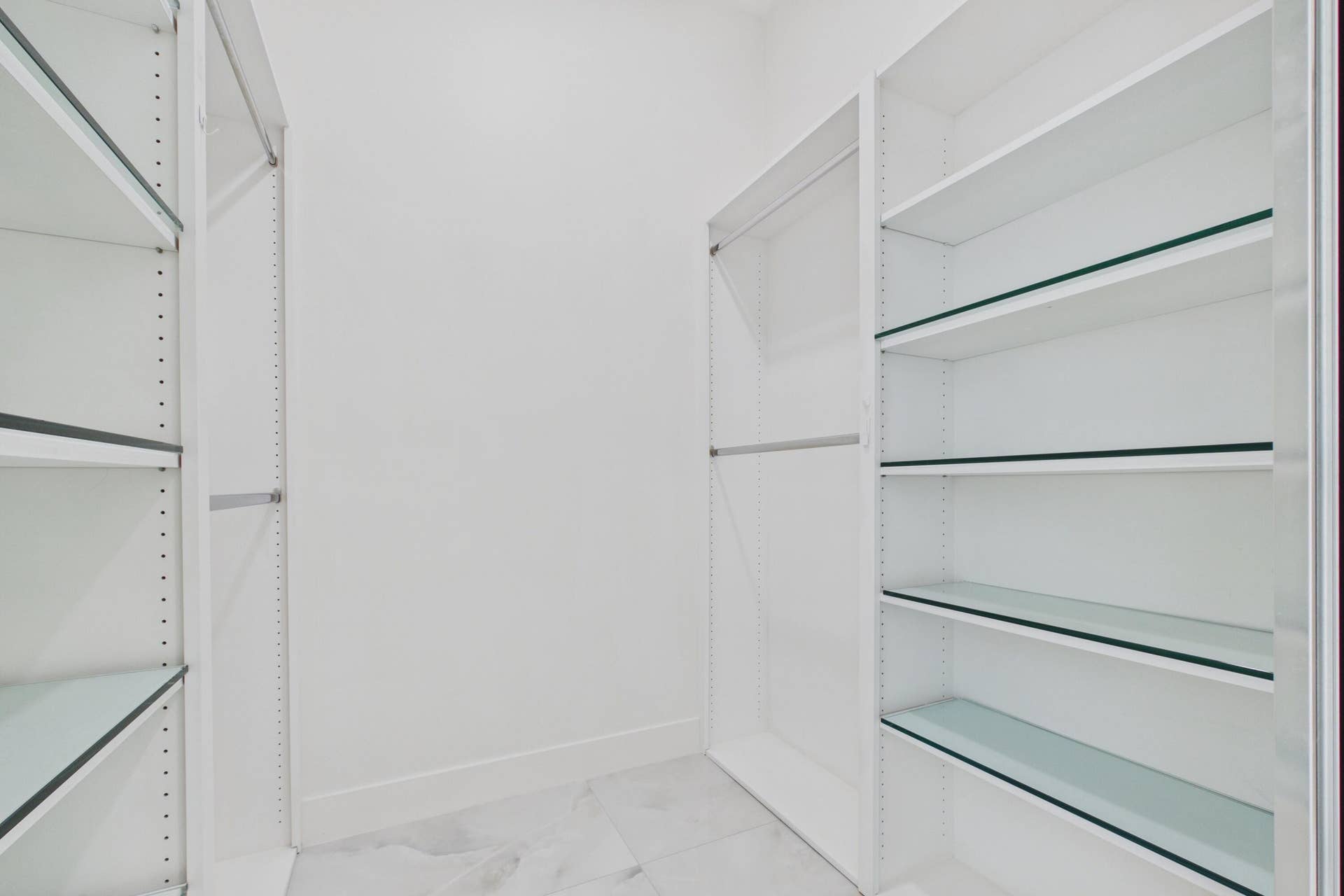 2637 Kittbuck Way, West Palm Beach, FL 33411 Master Walkin Closet