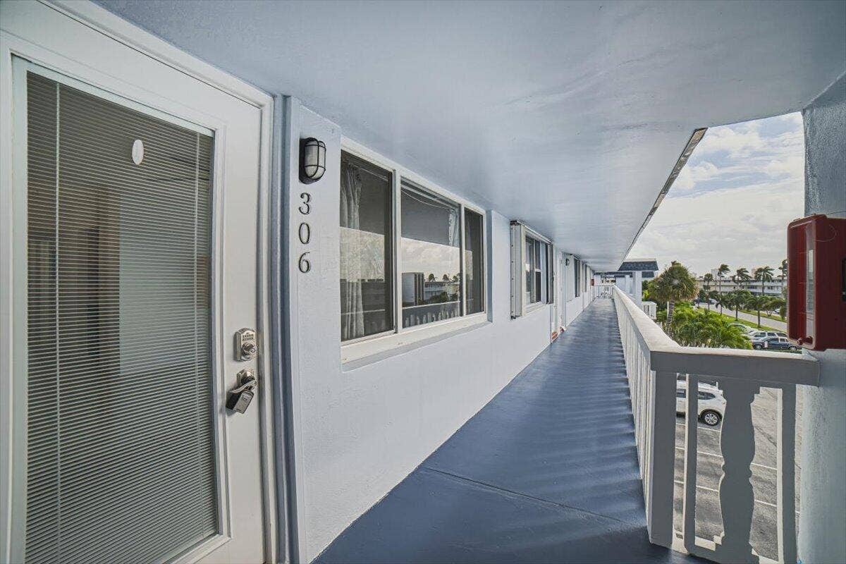 131 Doolen Court, #306, North Palm Beach, FL 33408 Front Door