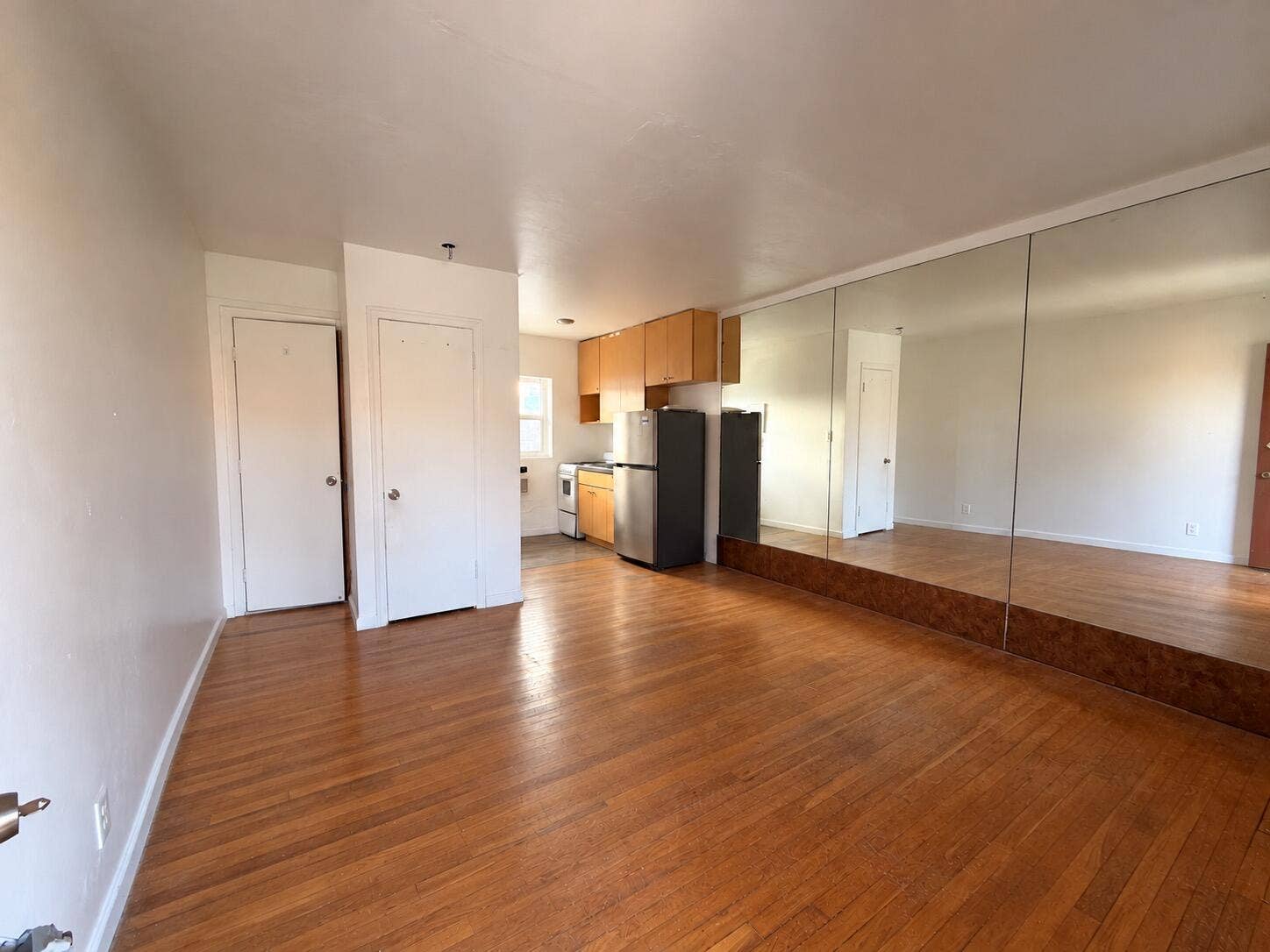 2037 Madison Street, #2, Hollywood, FL 33020 4E4D8716-1910-4624-913C-0F85C33F5CDD