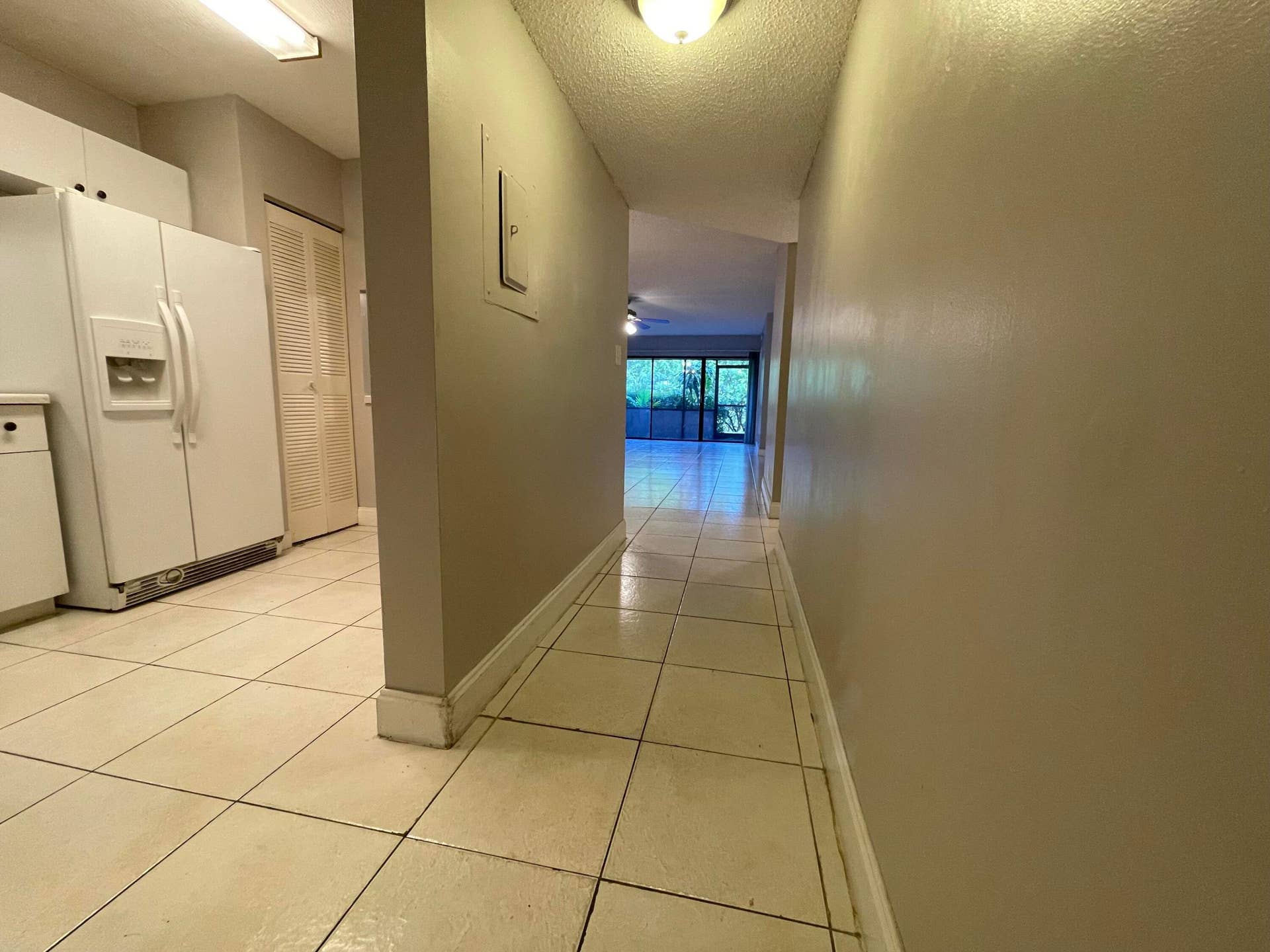 2967 RIVERSIDE Drive, #109, Coral Springs, FL 33065 entrance