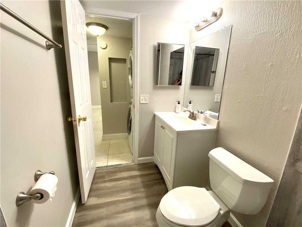 2967 RIVERSIDE Drive, #109, Coral Springs, FL 33065 guest bathroom