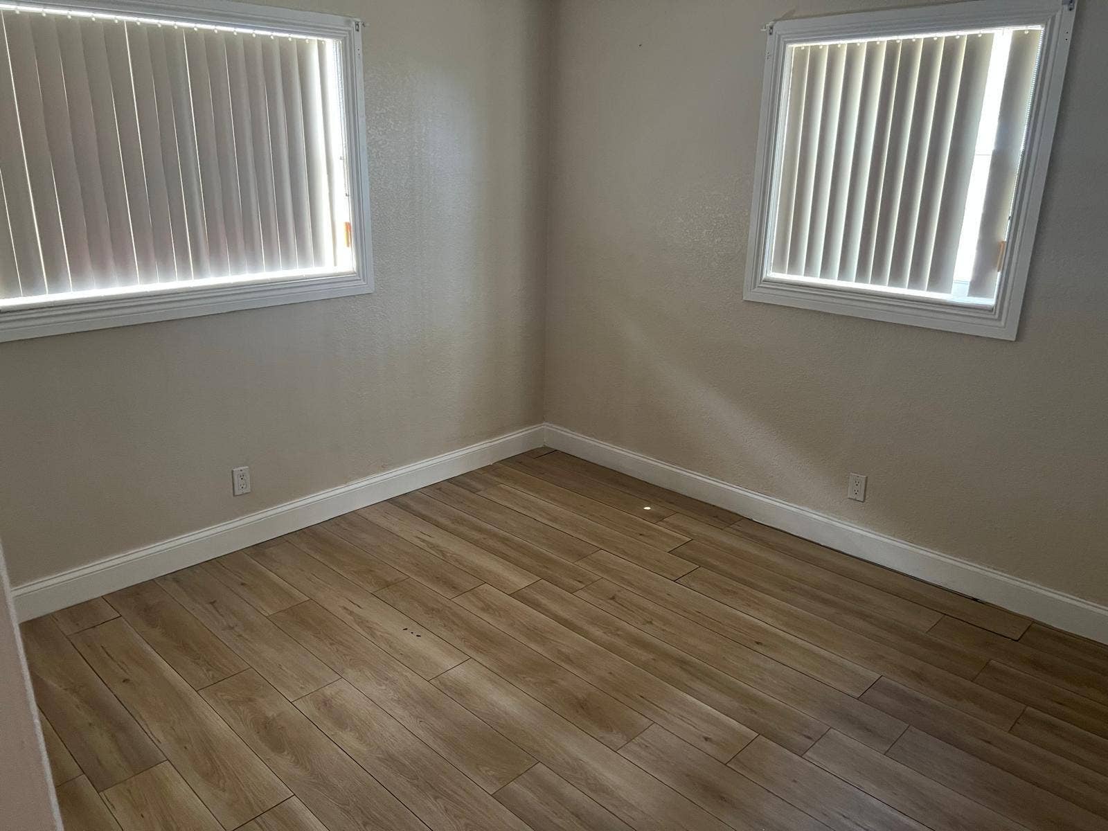 4710 NE 18th Avenue, Fort Lauderdale, FL 33334 1000503568