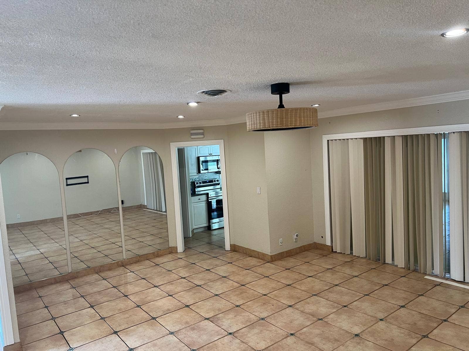4710 NE 18th Avenue, Fort Lauderdale, FL 33334 1000503559