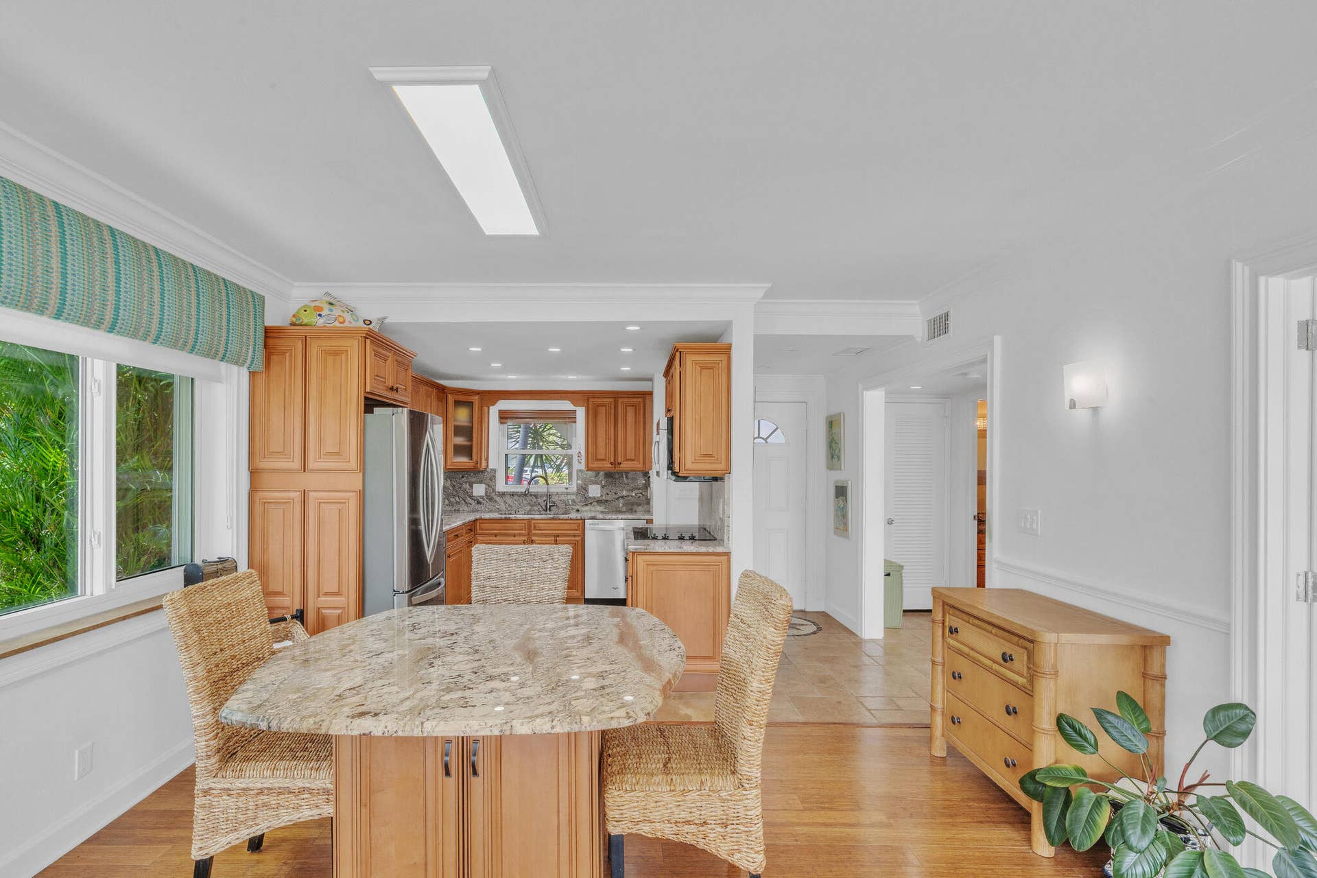 711 NE HARBOUR Terrace, #312, Boca Raton, FL 33431 14 Dining Area (1)