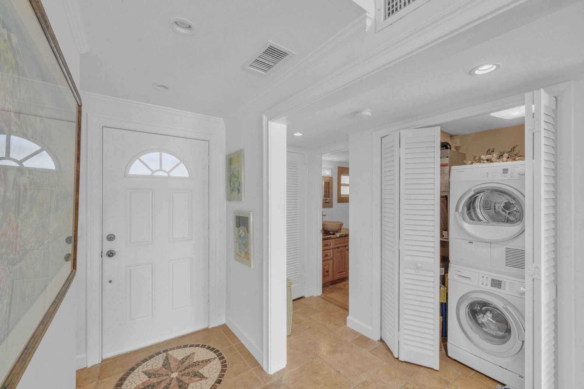 711 NE HARBOUR Terrace, #312, Boca Raton, FL 33431 16 Laundry Closet