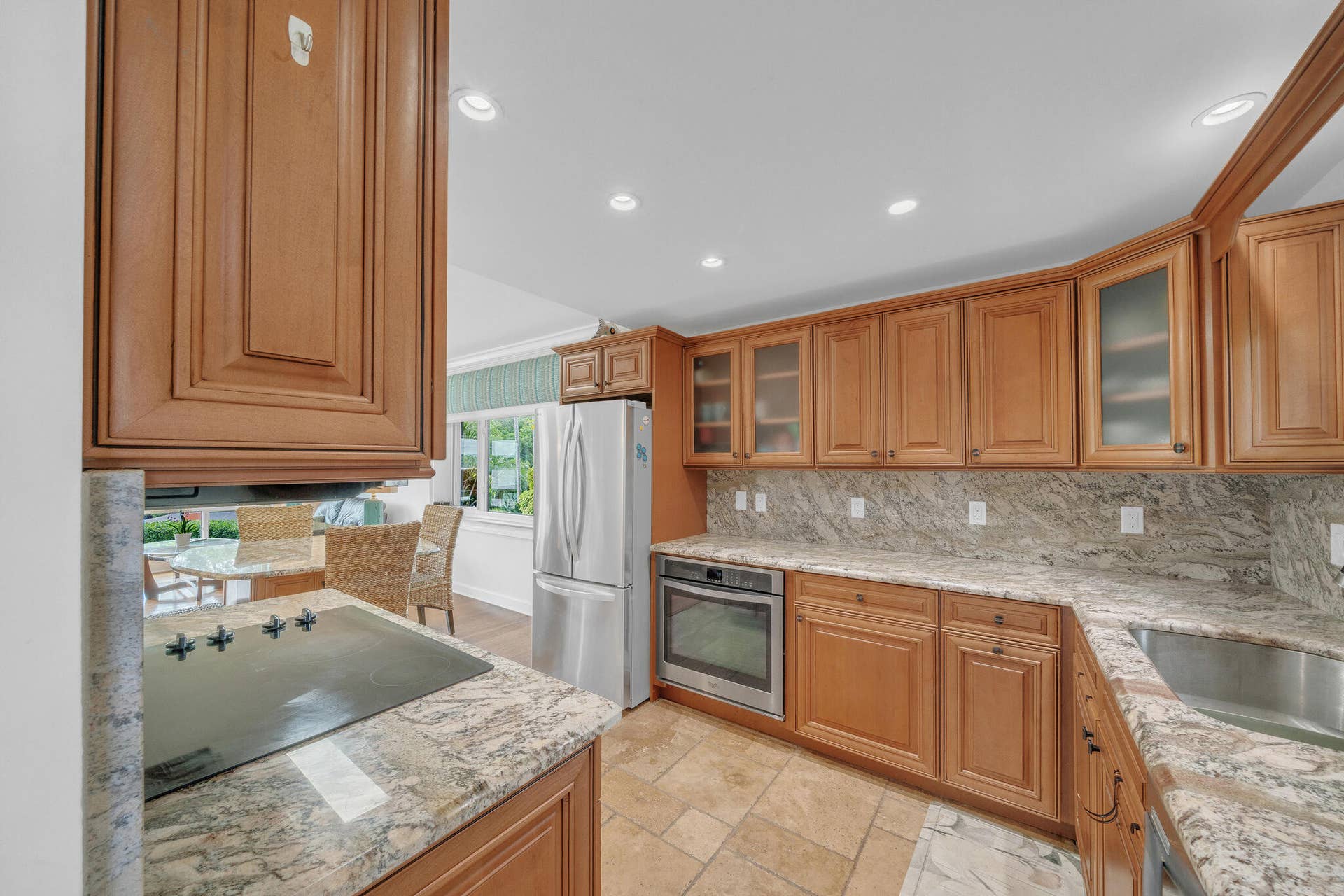 711 NE HARBOUR Terrace, #312, Boca Raton, FL 33431 5 Kitchen (1)