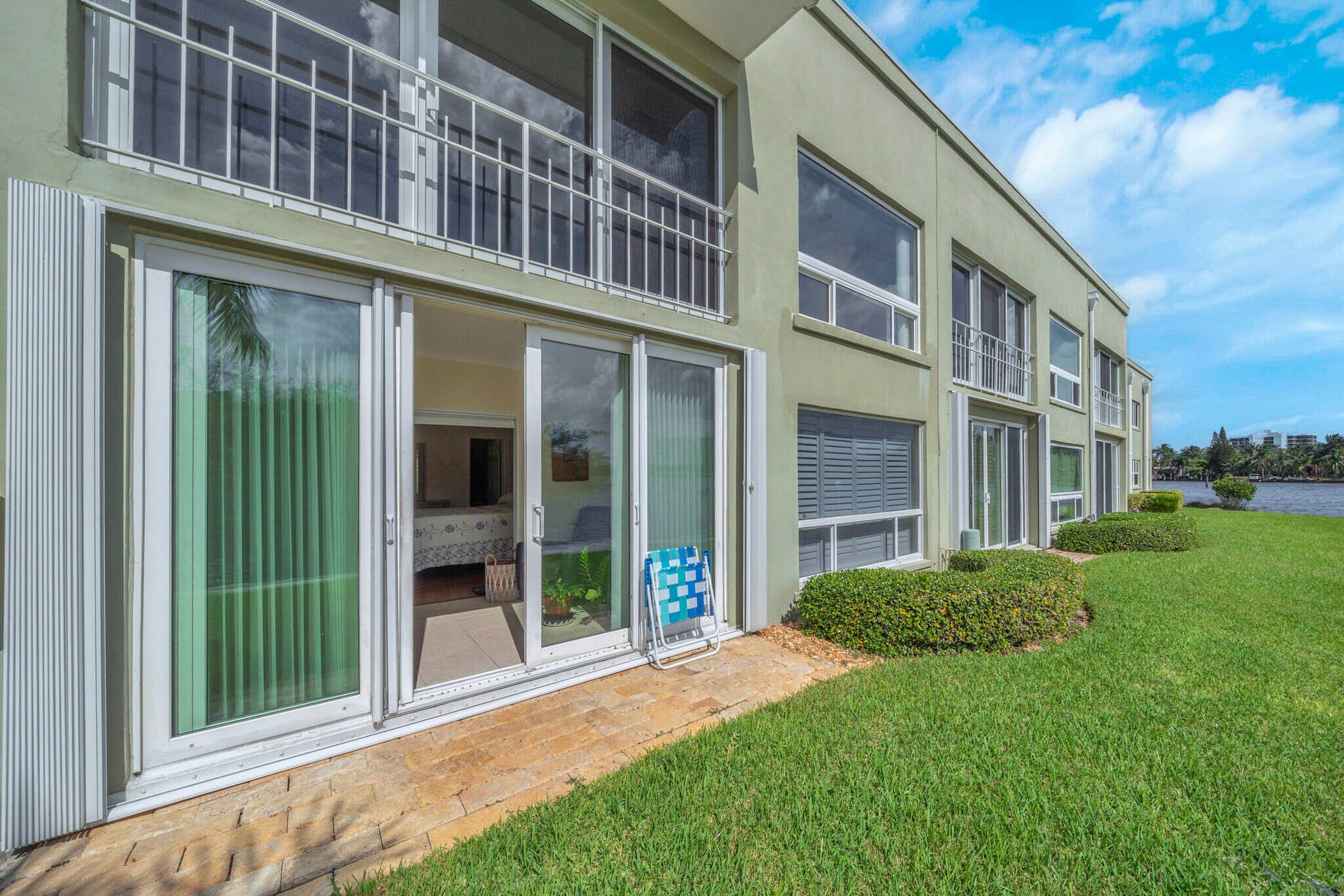 711 NE HARBOUR Terrace, #312, Boca Raton, FL 33431 13 Backyard (4)