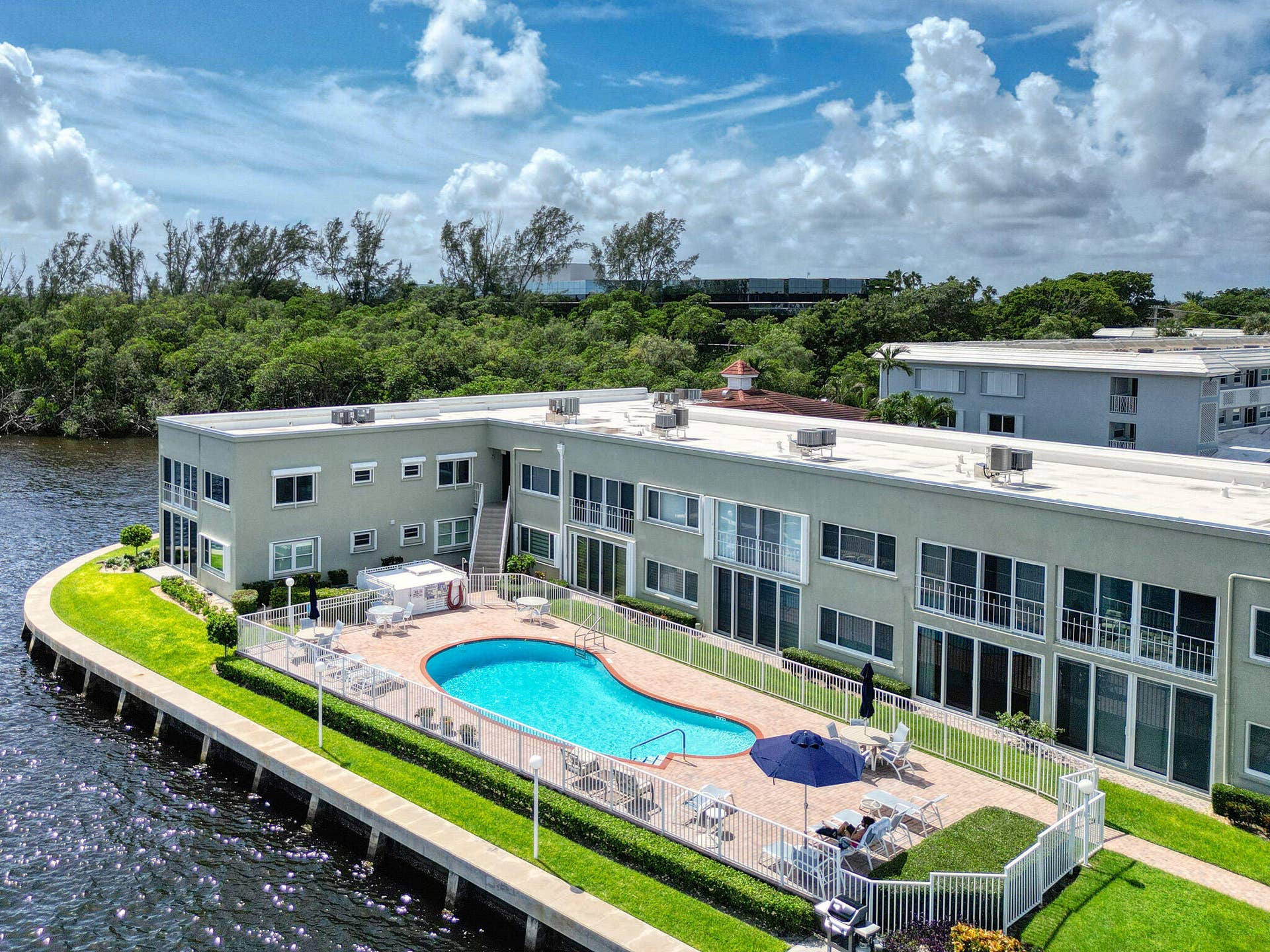 711 NE HARBOUR Terrace, #312, Boca Raton, FL 33431 20 Community Pool (2)
